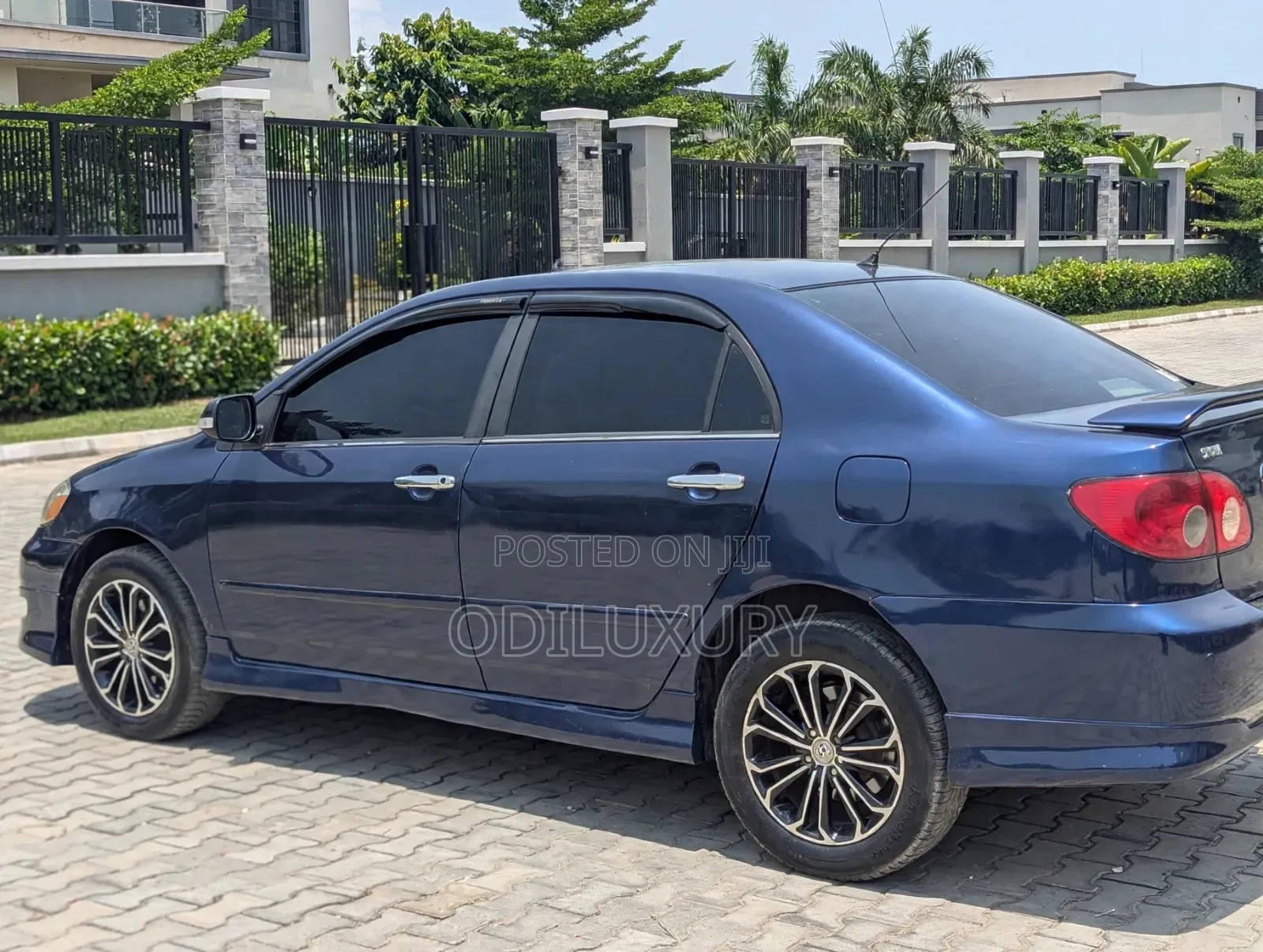 Toyota Corolla 2004 Blue