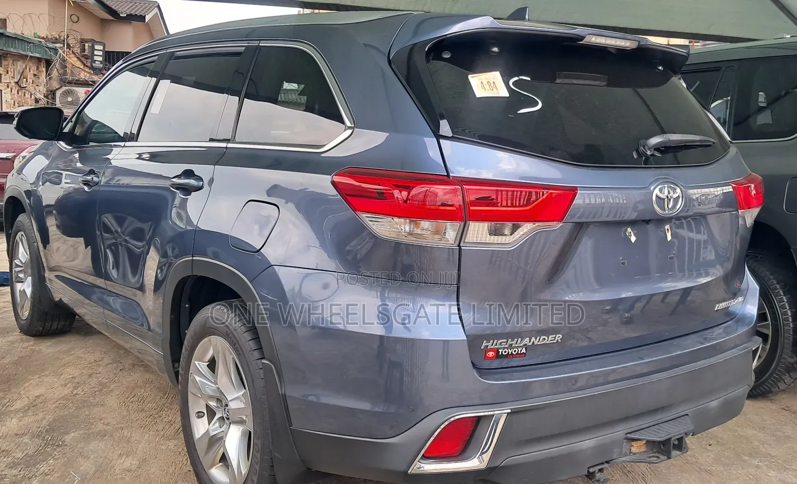 Toyota Highlander 2019 Blue