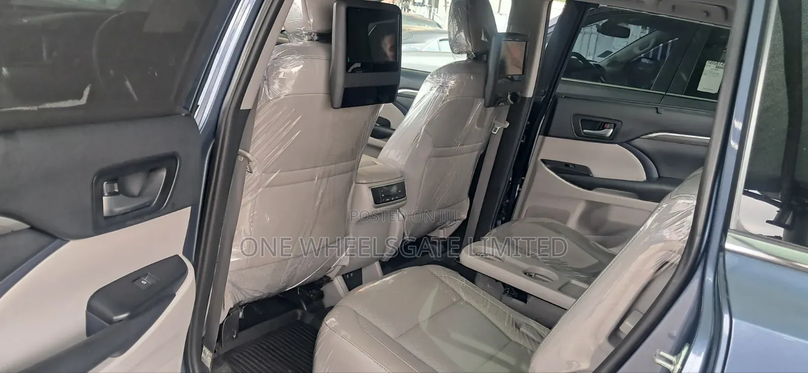 Toyota Highlander 2019 Blue