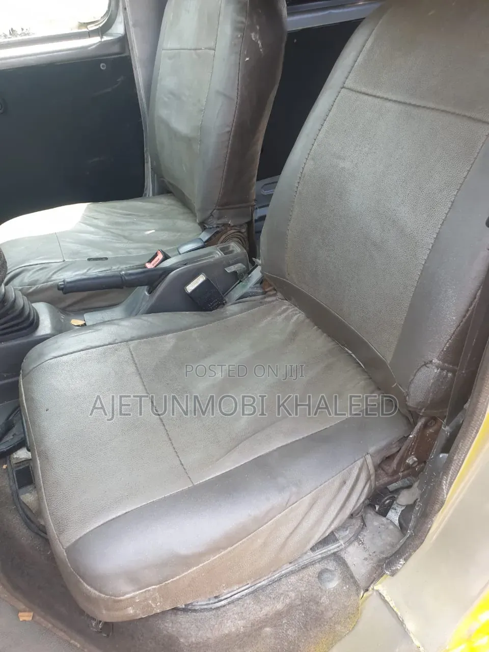 Suzuki APV Minibus 2010 Yellow