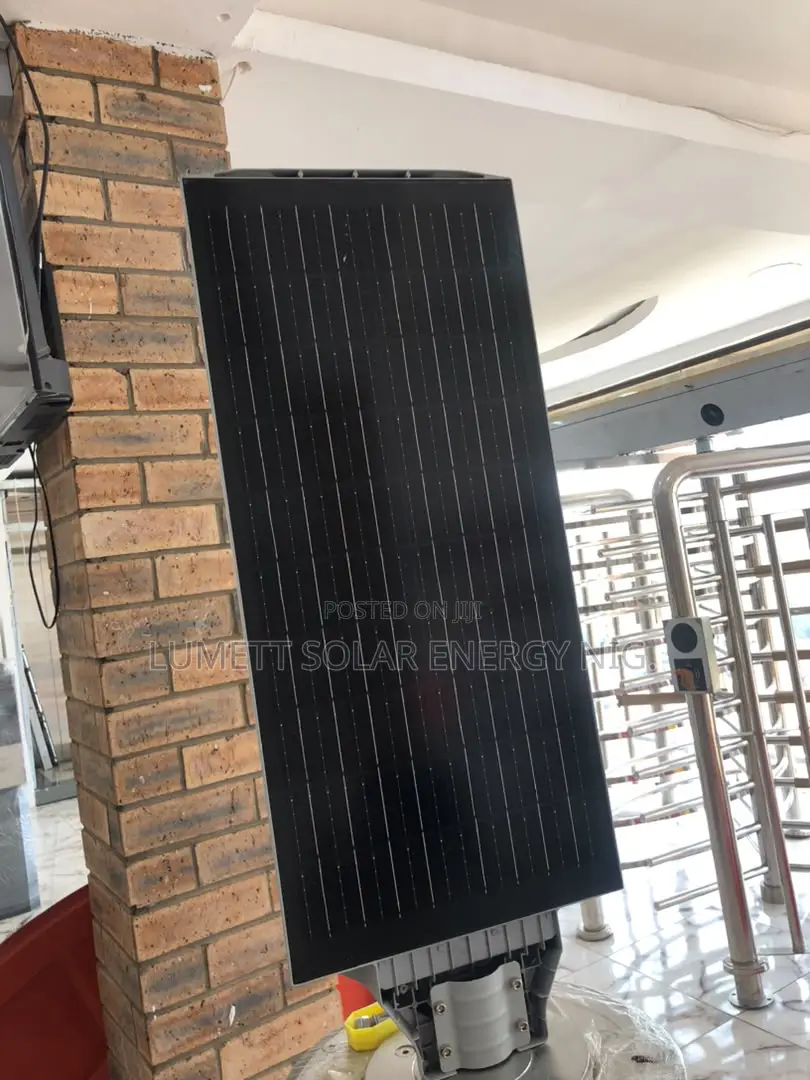 400W High Brightness Solar Street Light for Global Projects