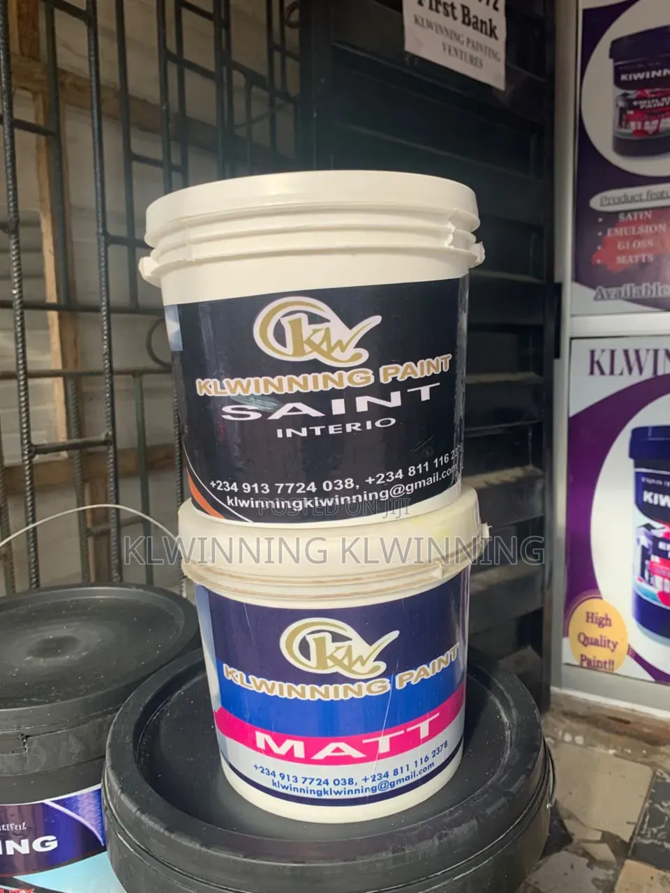 Klwinning Paints
