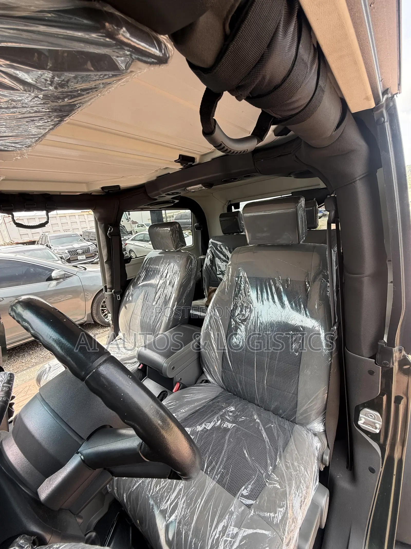 Jeep Wrangler Sahara 2011 Green