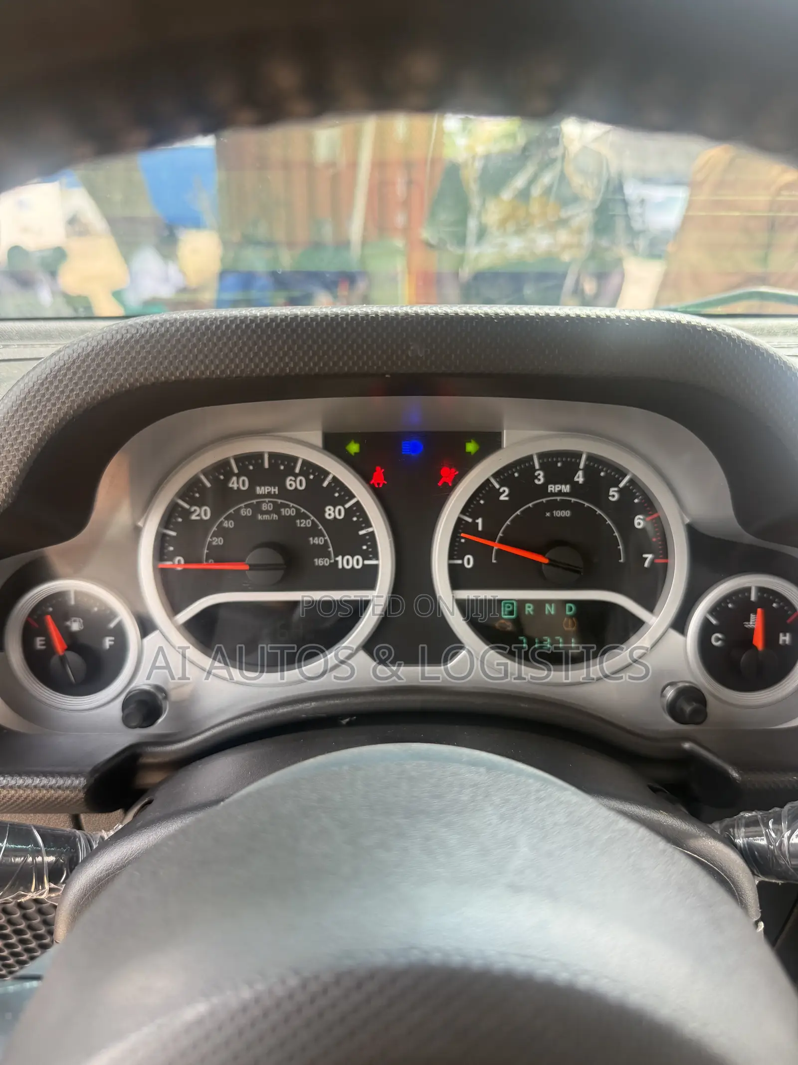 Jeep Wrangler Sahara 2011 Green