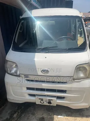 Daihatsu Hijet 2012 White