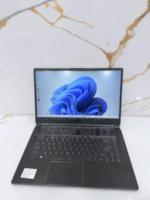 Laptop MSI GS65 Stealth Thin 8RE 16GB Intel Core i7 SSD 1T