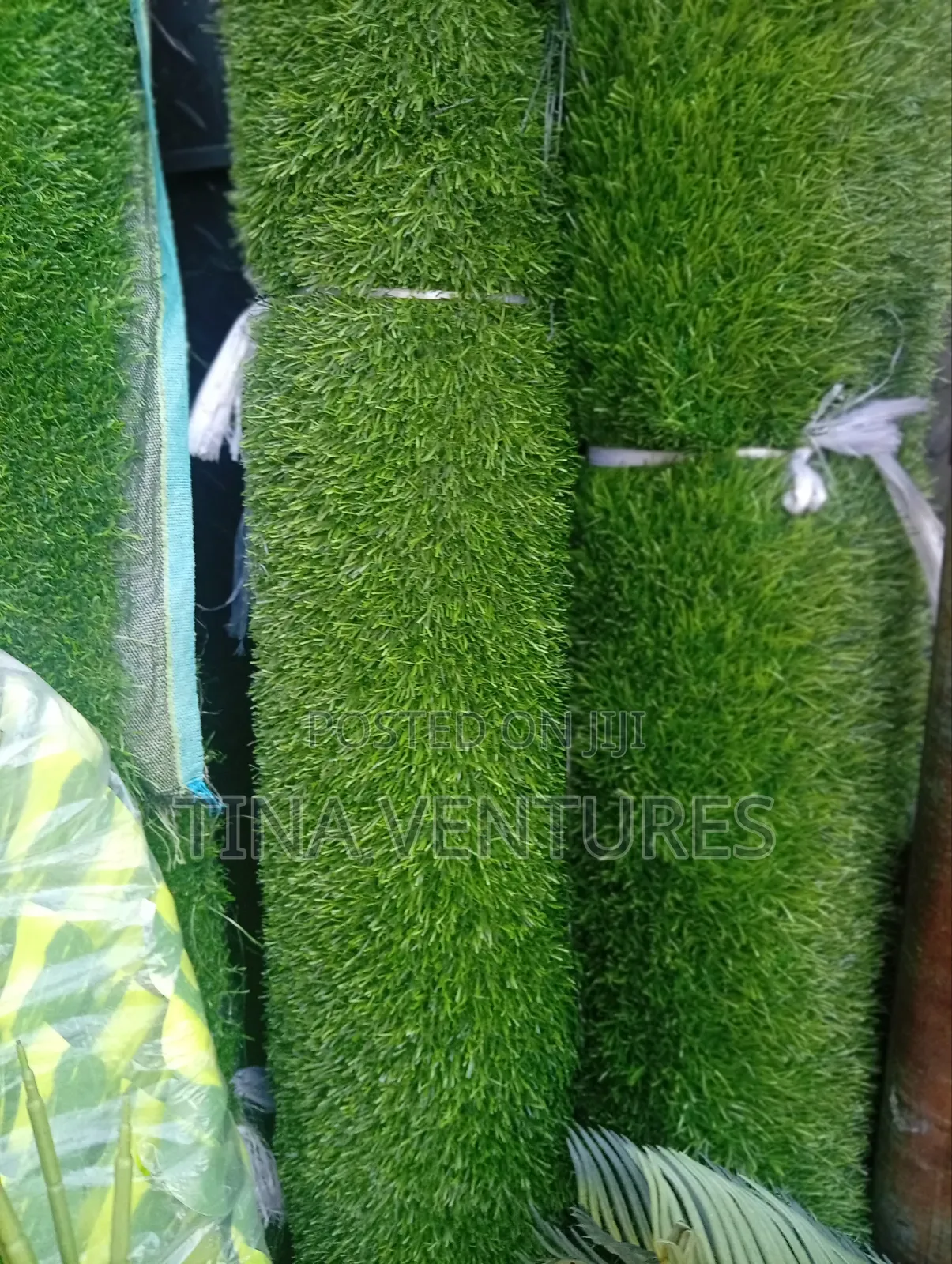 Artificial Grass. Available in Different Sizes and Colours.