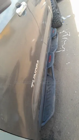 Rugged Off Road Side Step for Toyota Tundra