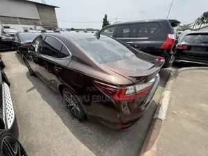 Lexus ES 350 FWD 2016 Brown