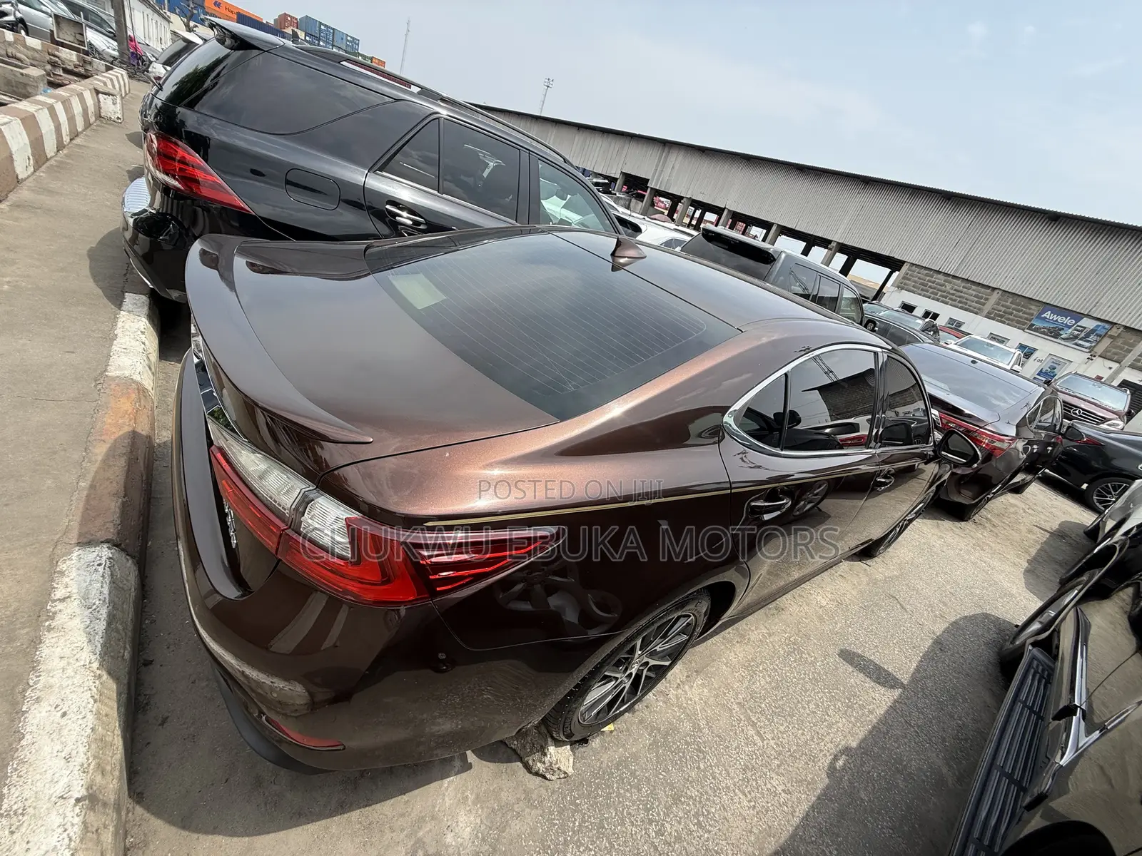 Lexus ES 350 FWD 2016 Brown