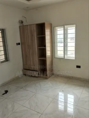 3bdrm Block of Flats in Sagama Estate, Dawaki for sale