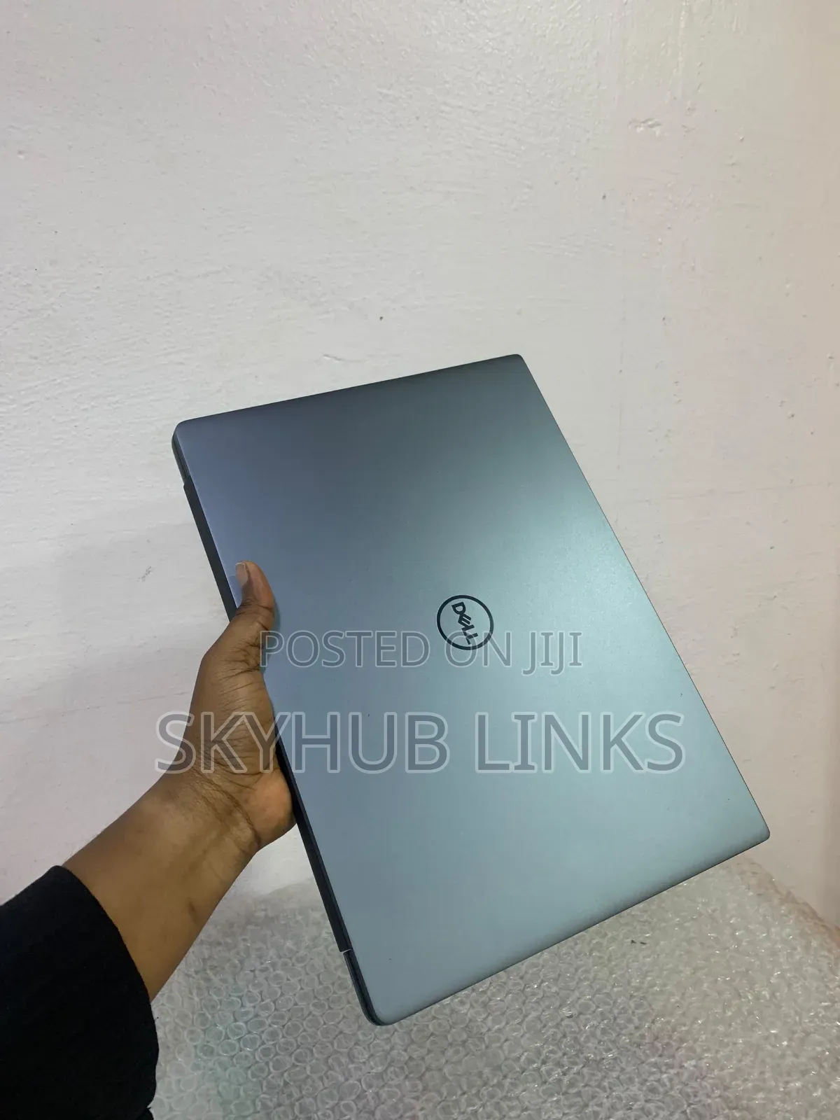Laptop Dell Vostro 5481 8GB Intel Core i5 SSD 256GB