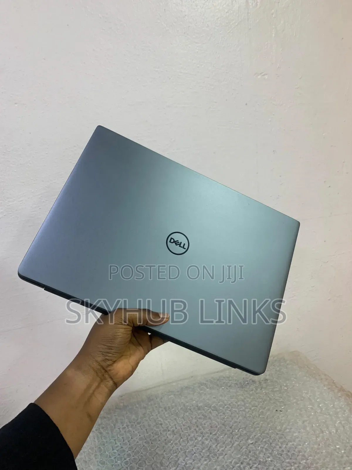 Laptop Dell Vostro 5481 8GB Intel Core i5 SSD 256GB