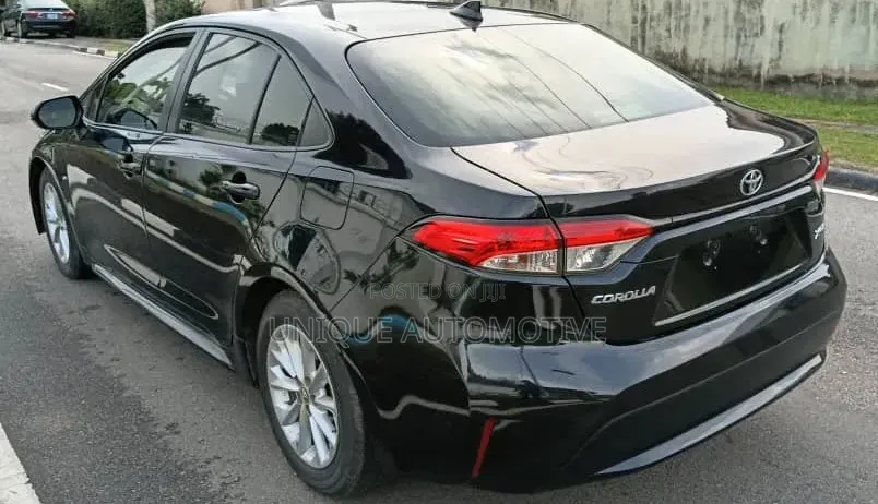 Toyota Corolla XLE 2020 Black