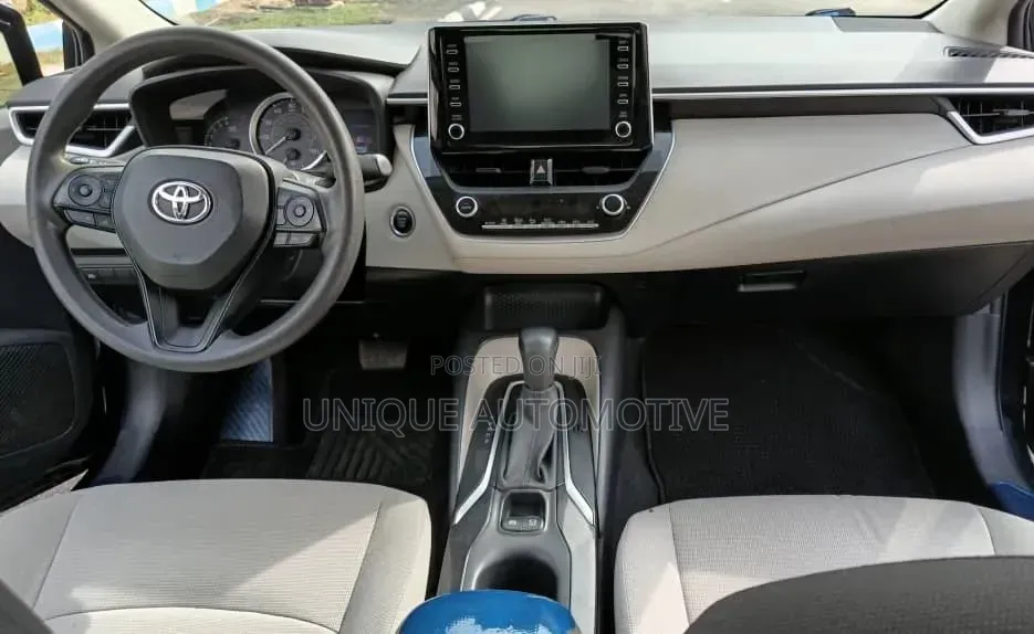Toyota Corolla XLE 2020 Black