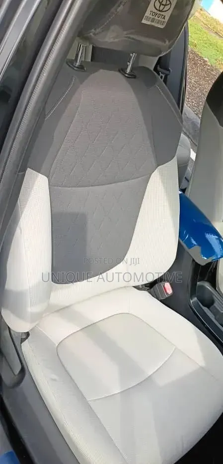 Toyota Corolla XLE 2020 Black