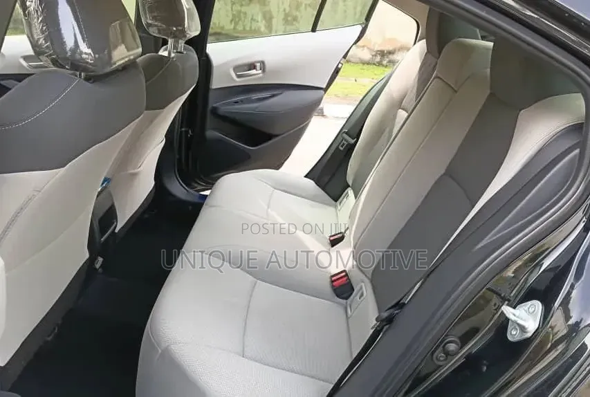 Toyota Corolla XLE 2020 Black