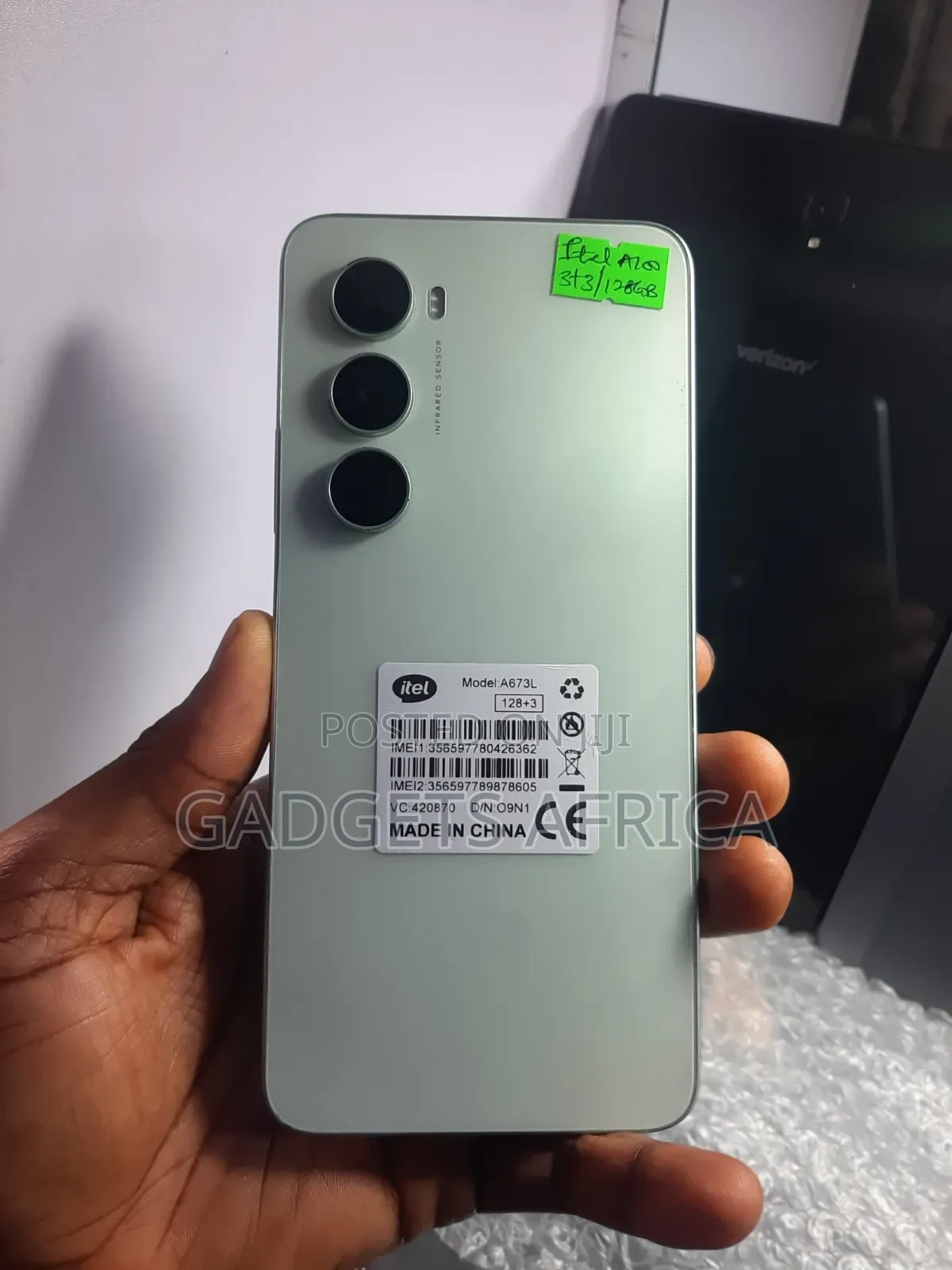 Itel A100 128 GB Green