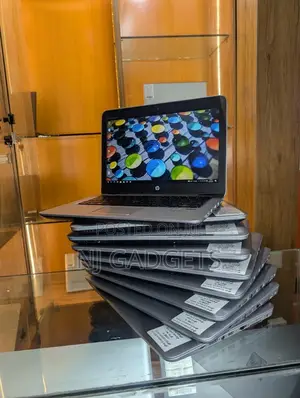 Laptop HP EliteBook 820 G3 8GB Intel Core i5 SSD 256GB