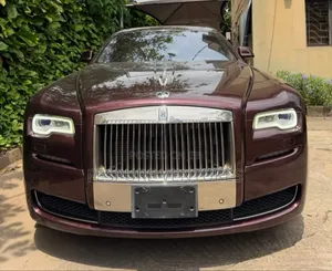 Rolls-Royce Ghost Base EWB 2017 Red
