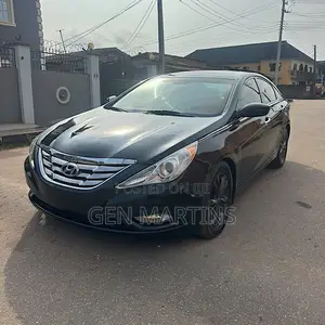 Hyundai Sonata 2012 Black