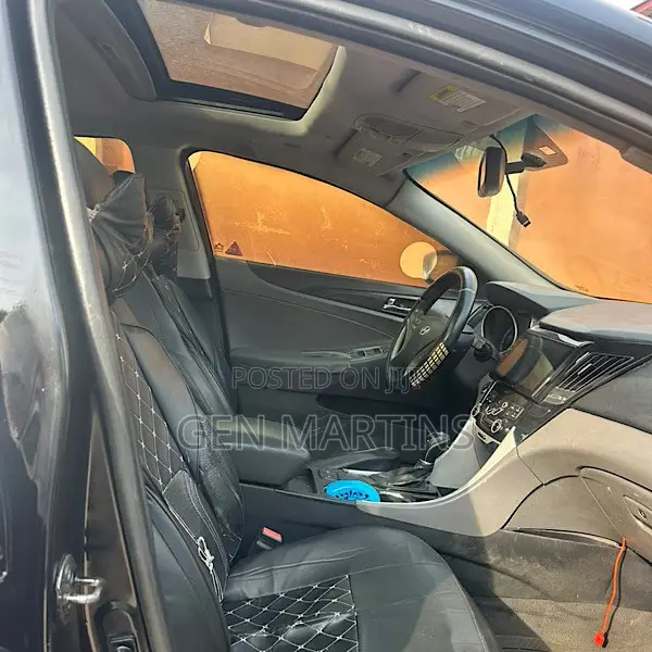 Hyundai Sonata 2012 Black