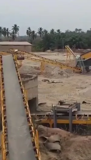 Fuly Operational Quarry Site With Zenith Crusher & Heavyduty Equipment