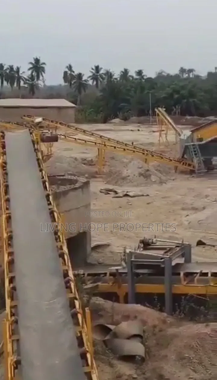 Fuly Operational Quarry Site With Zenith Crusher & Heavyduty Equipment