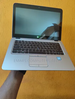 Laptop HP EliteBook 820 G4 8GB Intel Core i7 SSD 256GB