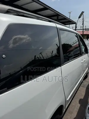 Toyota Sienna LE AWD 2006 White