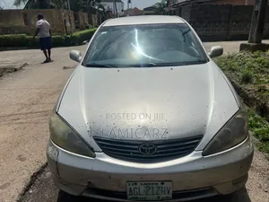 Toyota Camry 2006 Silver
