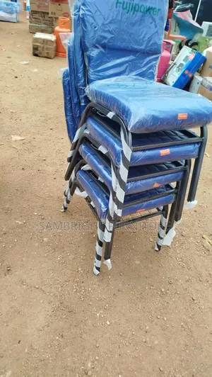 Banquet Chair Black Leg