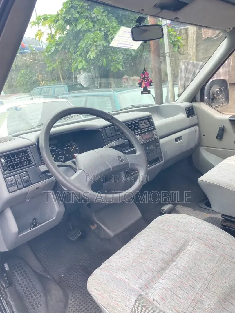 Volkswagen Transporter 1999 Blue