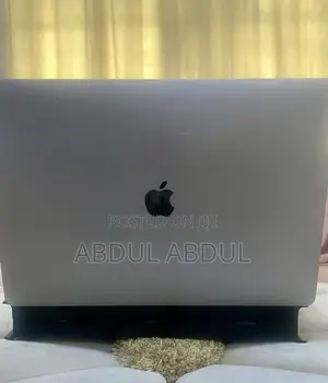 Laptop Apple MacBook Pro 2017 16GB Intel Core i7 SSD 512GB