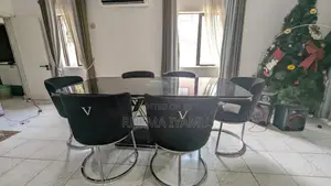 Valentino Dinning Set