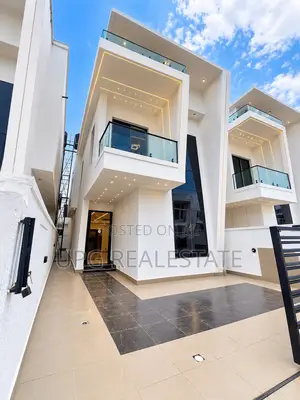 4bdrm Duplex in Ajiwe for sale