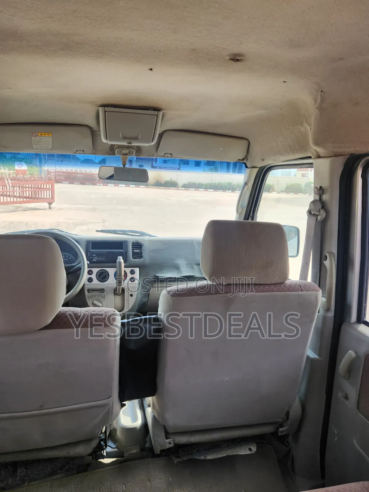 Mazda E2000 2013 Grey