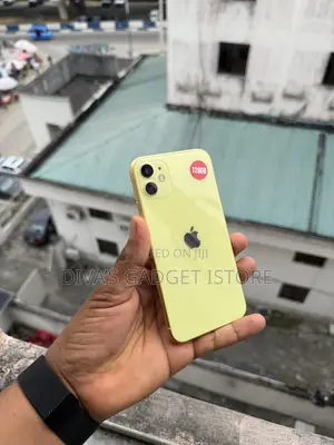 Apple iPhone 11 128 GB Yellow