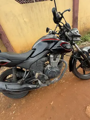 Honda CB 2022 Black