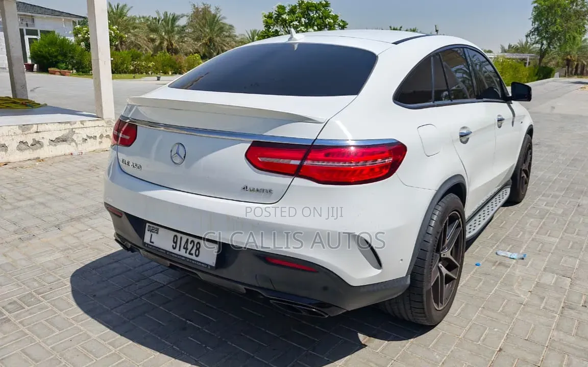 Mercedes-Benz GLE-Class 2017 White