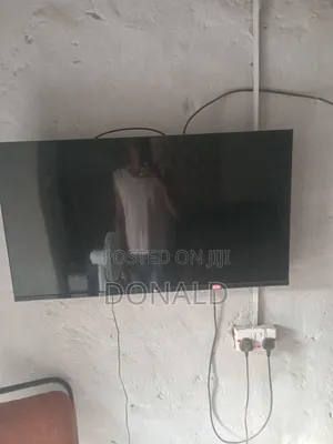 45 Inches TV LG