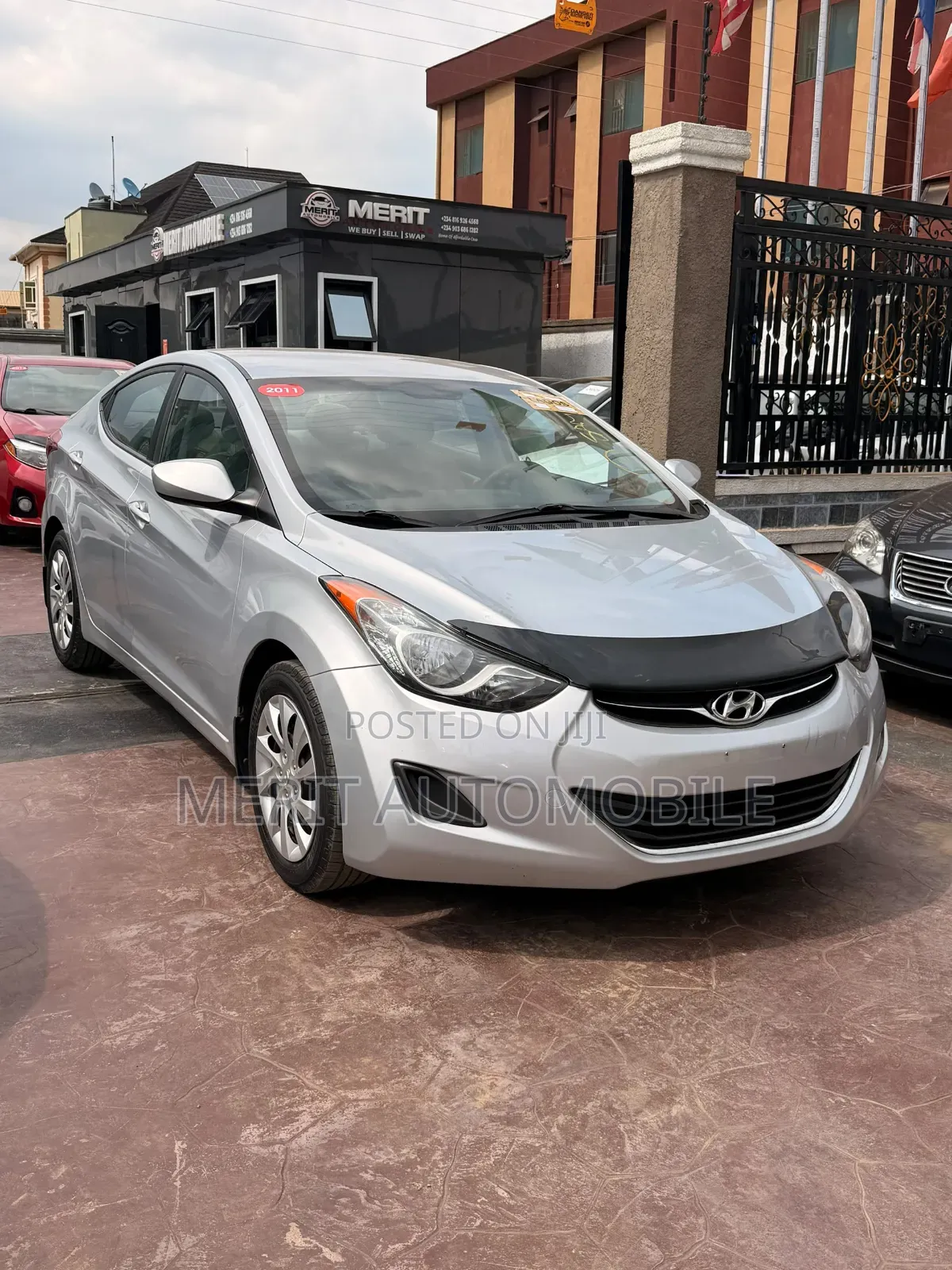 Hyundai Elantra 2011 Silver