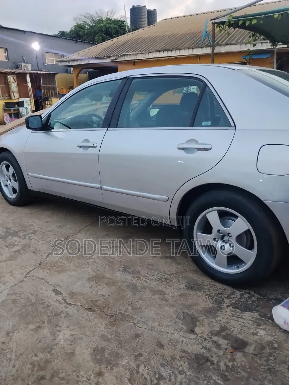 Honda Accord Automatic 2005 Silver