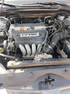Honda Accord Automatic 2005 Silver