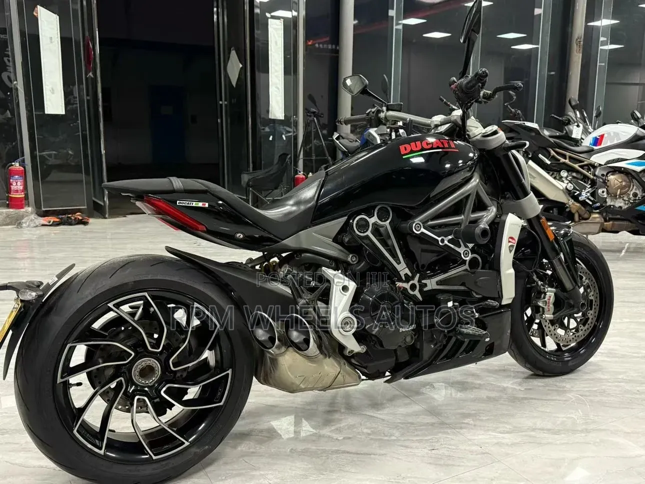 Ducati Superleggera V4 2016 Black