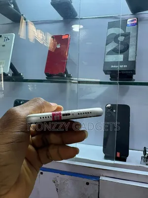 Apple iPhone 11 128 GB White