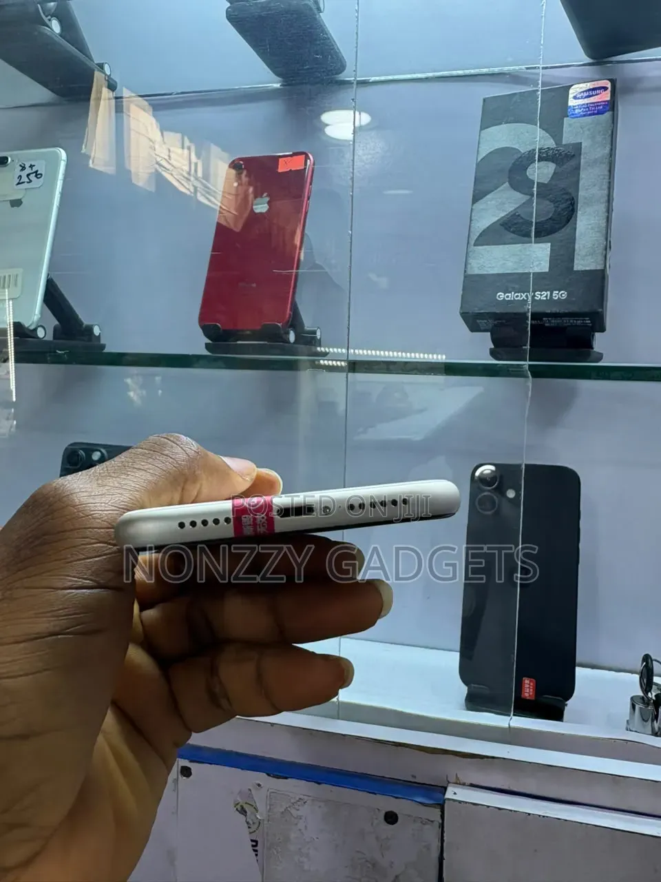 Apple iPhone 11 128 GB White