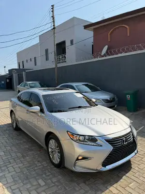 Lexus ES 2014 Silver