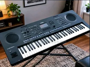 Yamaha Piano PSR Sx 620 With Original Adaptor