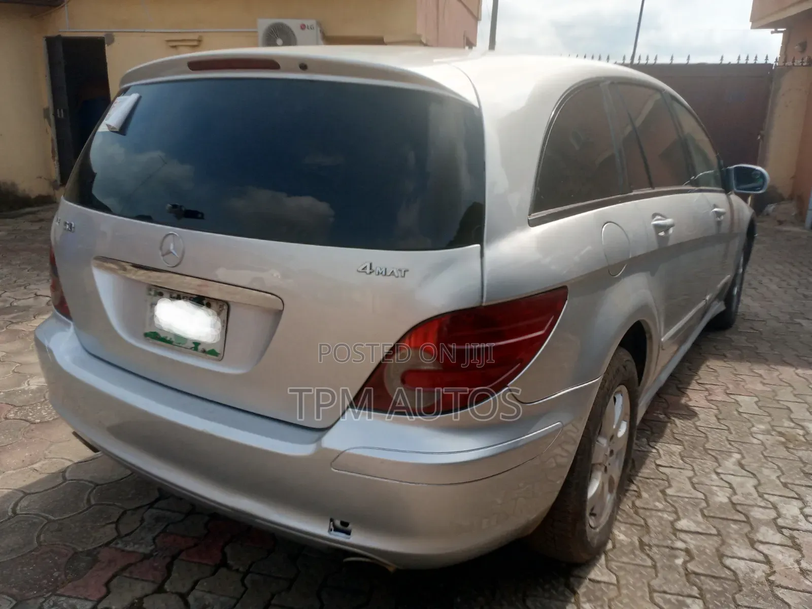 Mercedes-Benz R-Class 2009 Silver